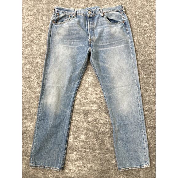 Levi Strauss 501 Jeans Mens 38 waist 32 inseam Button Fly Wide Leg Boot Denim - Picture 1 of 10